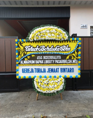 Papan Bunga Duka di Sabungan Jae